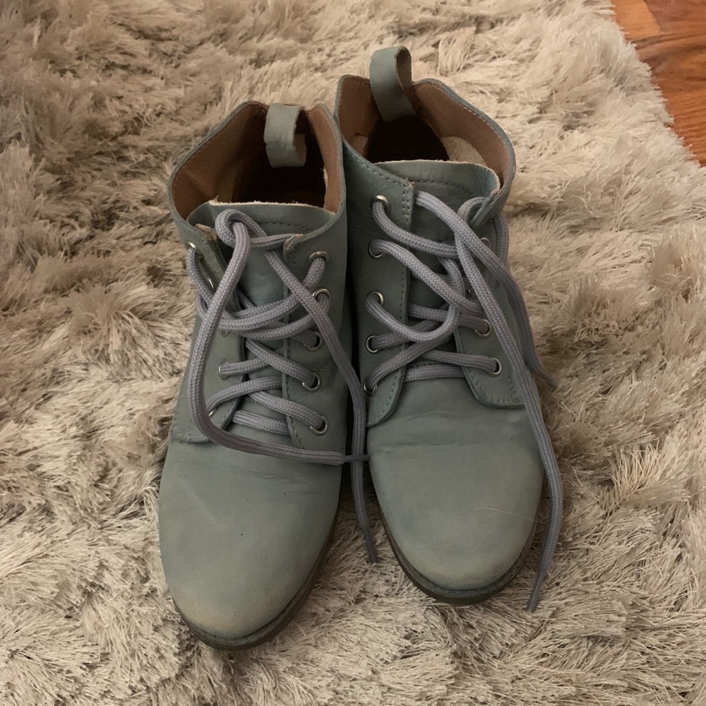 Steve Madden boots women’s